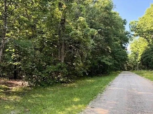 11 Log Cabin Trl, New Florence, MO 63363