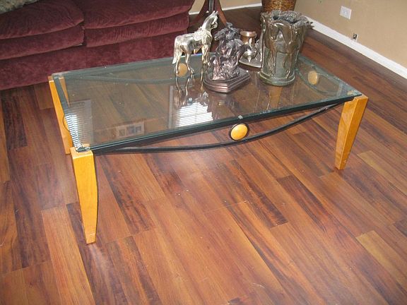 Photo showing laminate floors