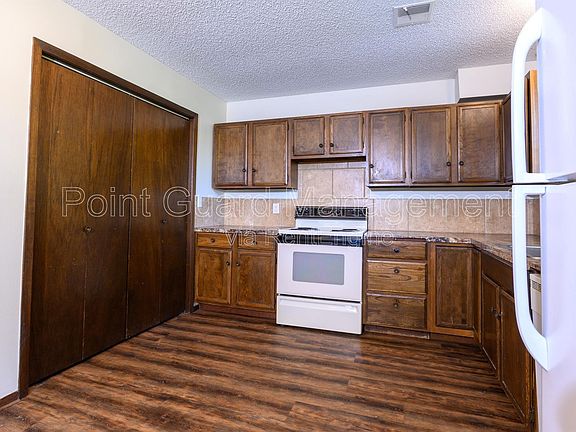5th image of 1826 S Laura Ave Unit 2