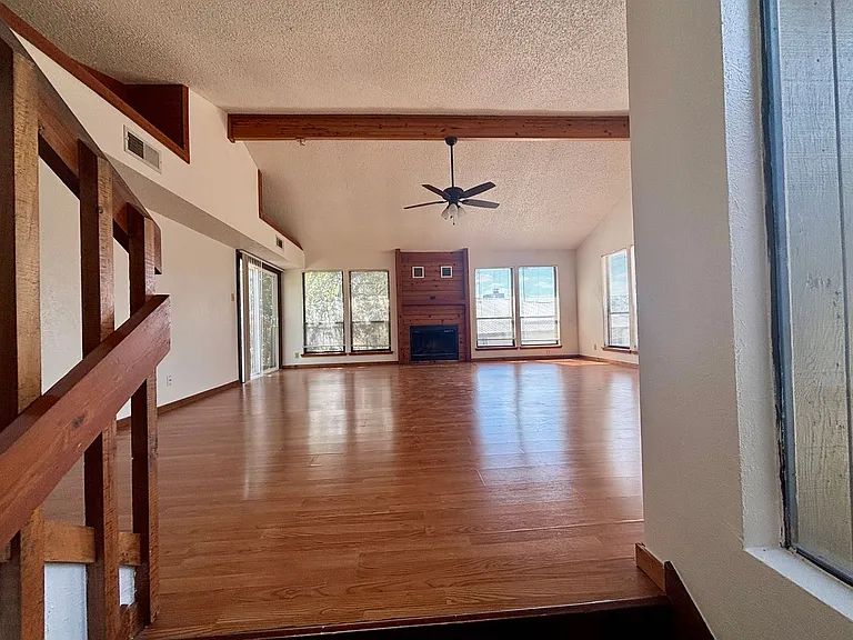 5311 Doe Valley Ln — Photo 28