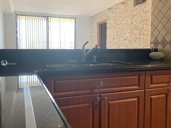 3rd image of 8145 NW 7th St APT 412