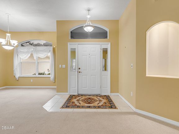 5th image of 35 Greenvale Dr
