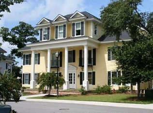 3 Rising Tide Dr, Beaufort, SC 29902