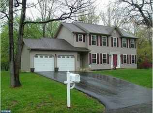 Kintner Rd, Kintnersville, PA 18930