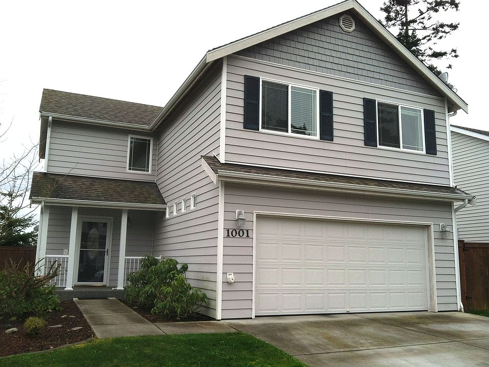 1st image of 1001 NW Redwing Dr