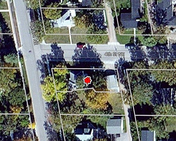 2nd image of 314 3rd Ave NE