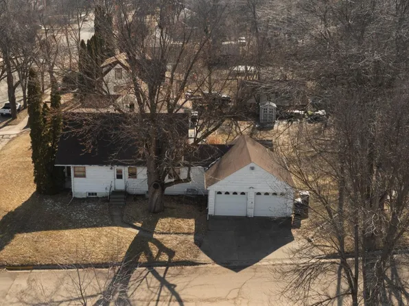 1121 N Union Ave, Fergus Falls, MN 56537