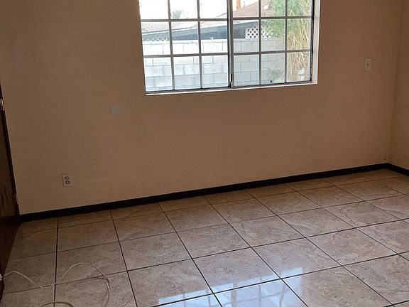 3rd image of 15763 E Fairgrove Ave