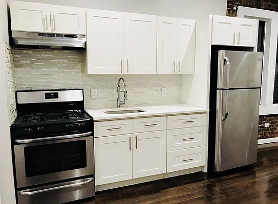 Rented by Bruma Realty LLC | media 2