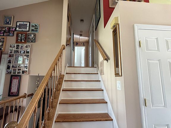 5th image of 2101 Camden Ln