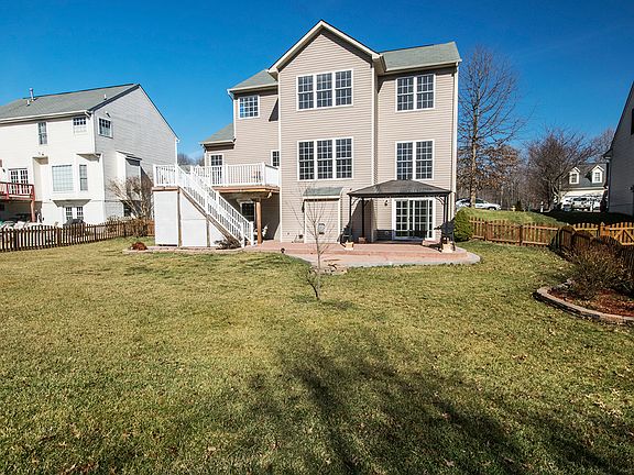 2nd image of 12 Country Manor Dr