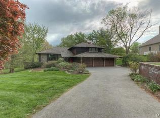 17 Conway Springs Dr, Chesterfield, MO 63017