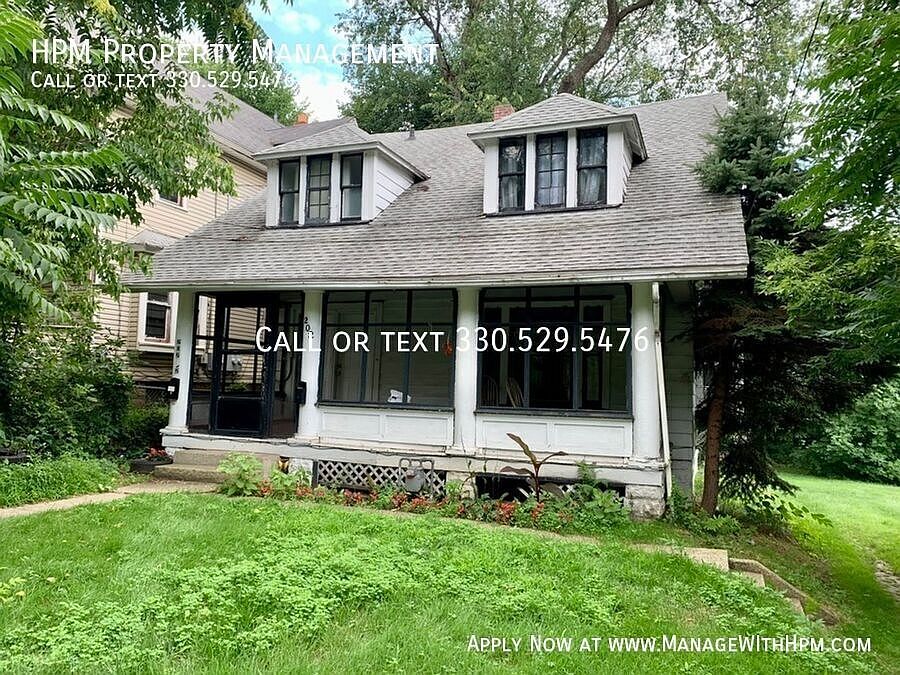 1st image of 202 W Long St #Up