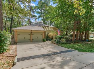 2 Rock Pine Ct, Spring, TX 77381