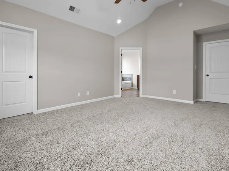 1032 Spicer Dr — Photo 12