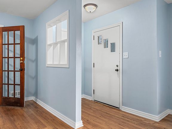 5th image of 5608 Crestwood Blvd