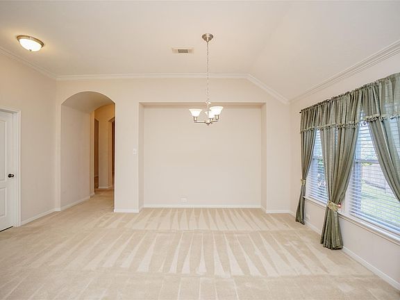 5th image of 19134 Mission Manor Ln