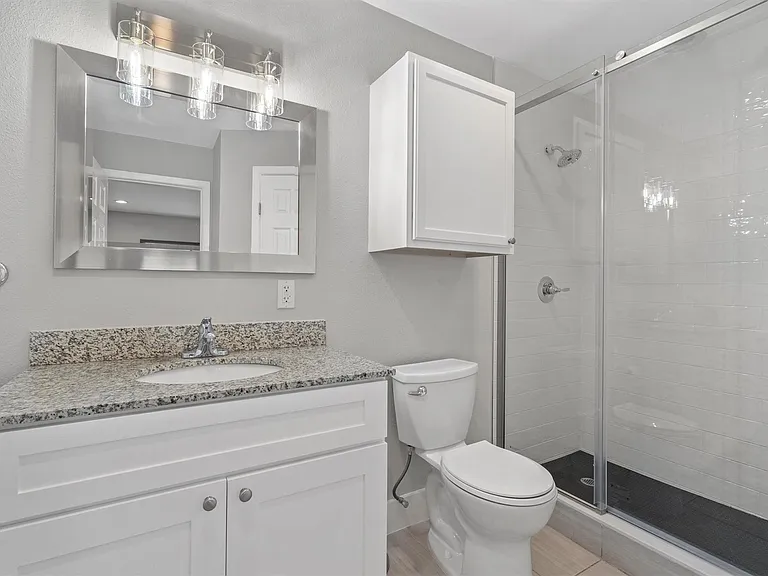 935 La Posada Dr #117 — Photo 14
