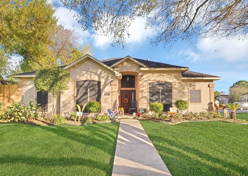 1st image of 11410 Waxwood Dr