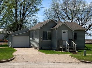 201 2nd St SW, Hartley, IA 51346