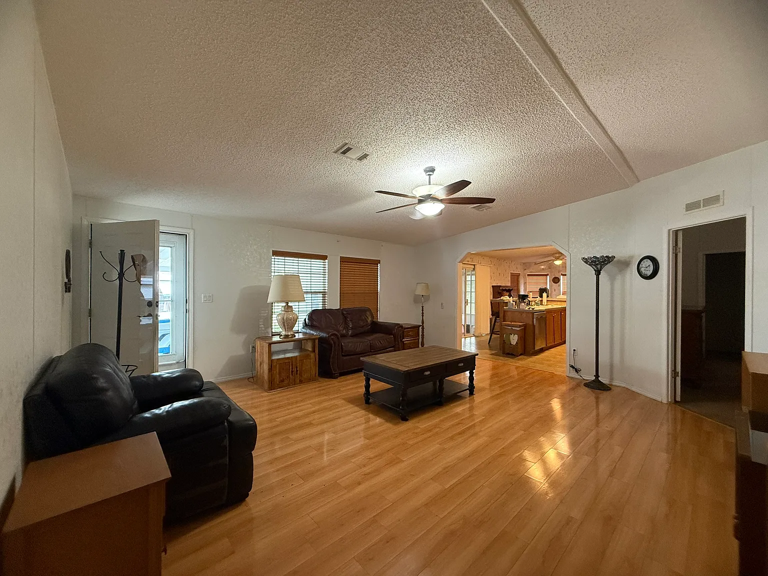 3 bed, 1508 sqft, $1,600 — Photo 4