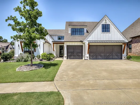 2244 W Decatur St, Broken Arrow, OK 74011