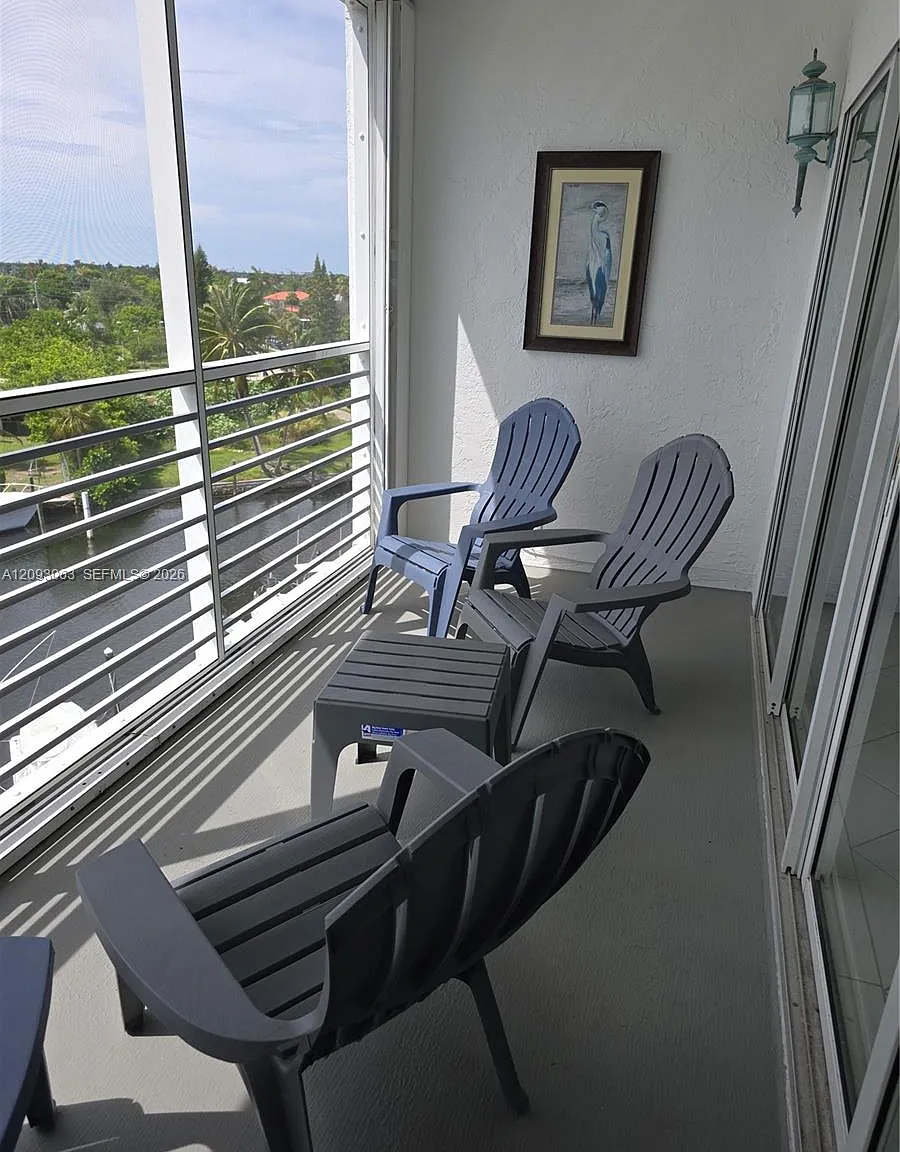 Garden-Aire Village — Photo 2