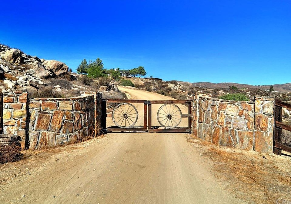 2nd image of 39650 Green Meadow Rd