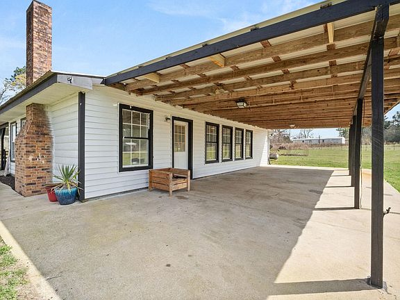 3rd image of 438 Billy Young Rd