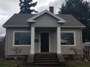 565 Harvard Ave, Gladstone, OR 97027