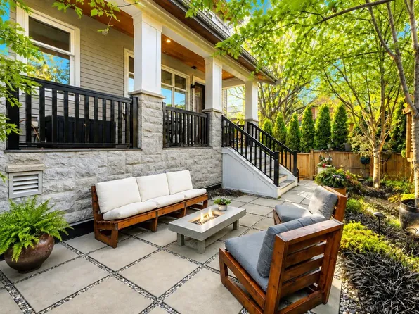 1506 E 11th Ave, Vancouver, BC V5N 1Y7