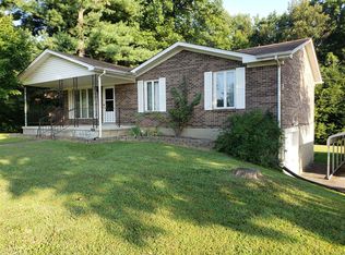1271 Glenwood Dr, Radcliff, KY 40160