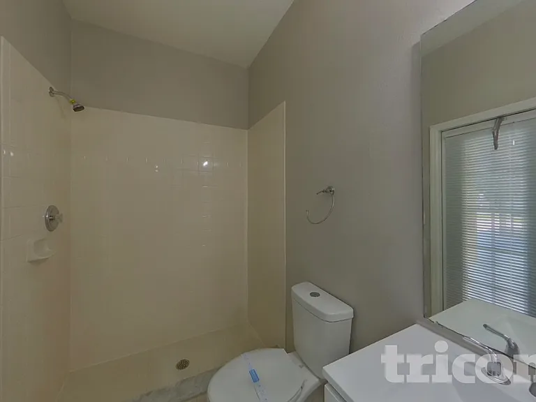 1815 Honeydew Ct — Photo 19