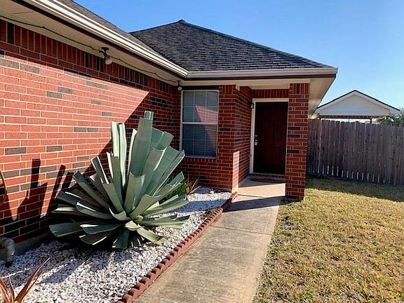 2nd image of 14427 Hillard Green Ln