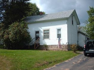 10637 North Rd, Perrysburg, NY 14129