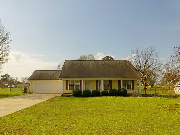 2nd image of 16931 Meadow Ln
