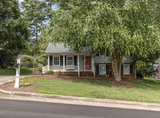 5905 Pine Tree Ct, Raleigh, NC 27609