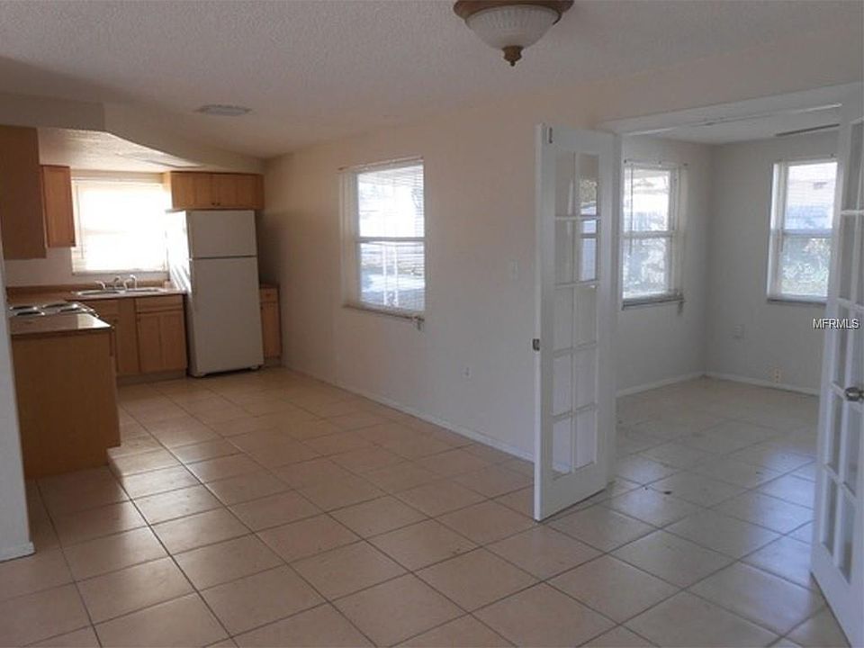 2nd image of 3105 Merita Dr