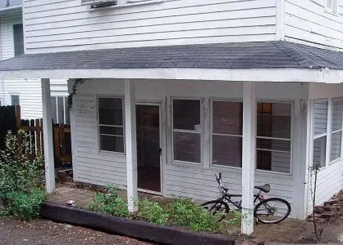 1017 Laurens St #1 — Photo 15