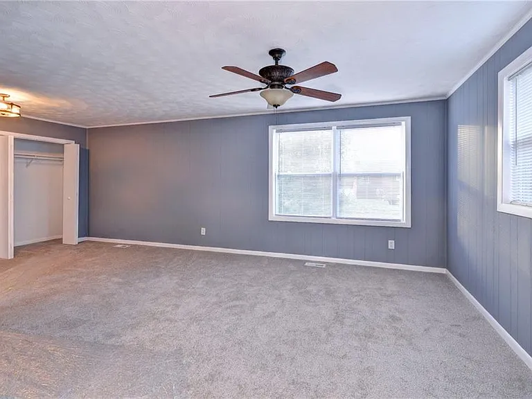 10 Whipple Dr — Photo 25