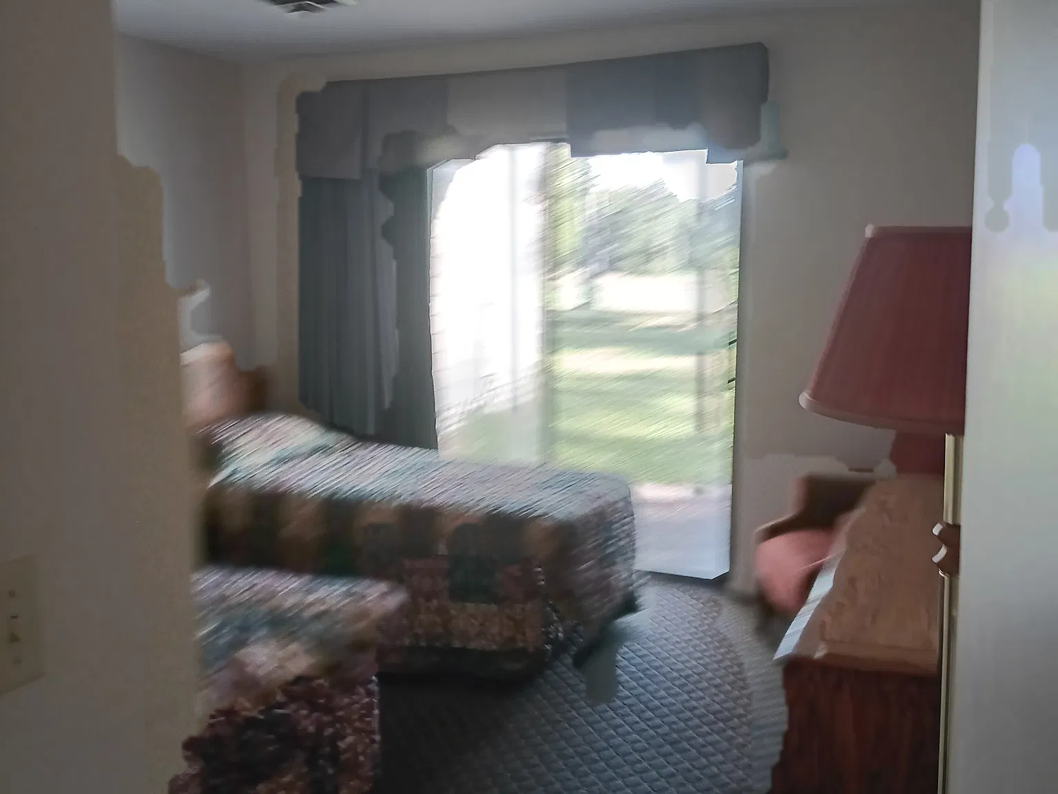 2 bed, $1,600 — Photo 4