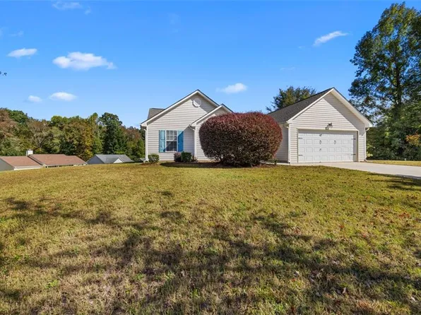 15 Oakmont Ct, Covington, GA 30016