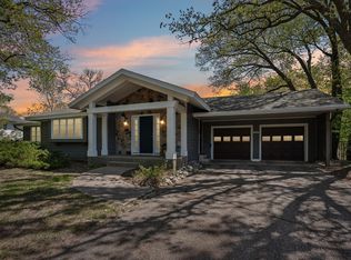 16647 Meadowbrook Ln, Wayzata, MN 55391