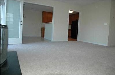 4th image of 1114 Sweet Gale Dr