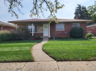 31230 Wellston Dr, Warren, MI 48093