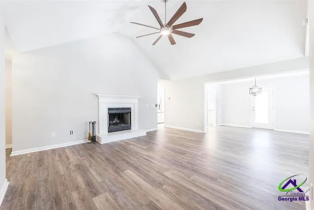 127 Grove Ln — Photo 12