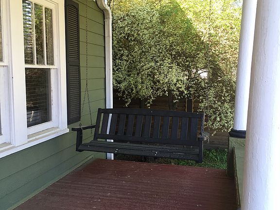 3rd image of 410 Peake St