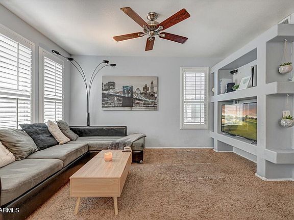 4th image of 1225 N 36TH Street #1042