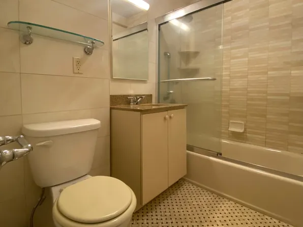 139 East 35th Street image 7 of 8