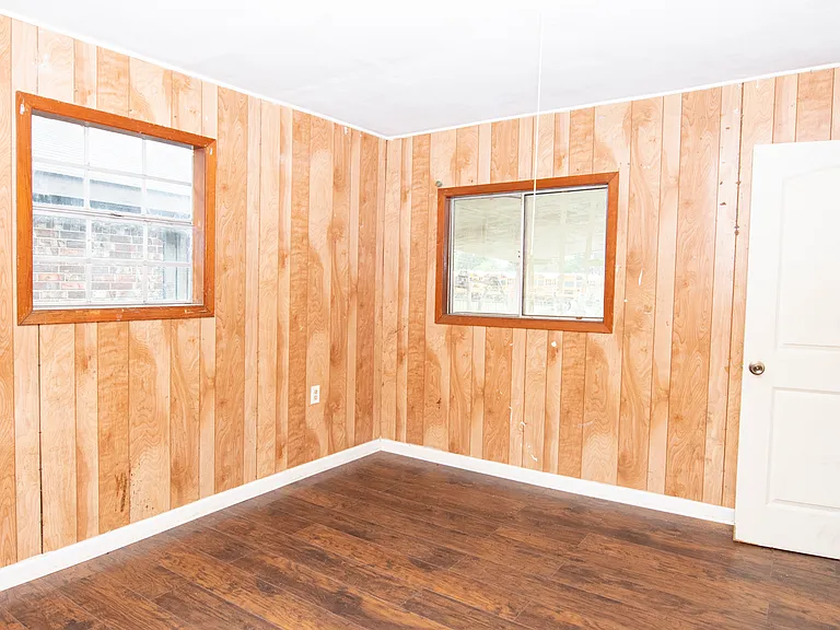 405 Johnston St — Photo 19
